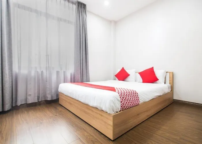 Hotel Oyo 241 Airo